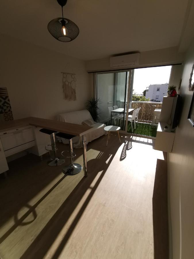 Appartement 1 chambre + parking à deux pas des plages Sète Exterior foto