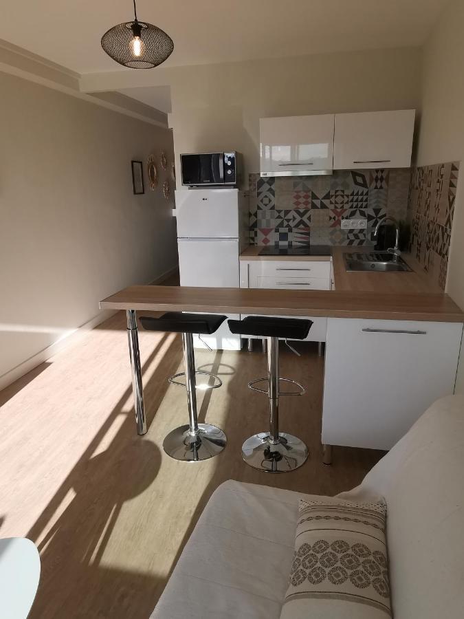Appartement 1 chambre + parking à deux pas des plages Sète Exterior foto